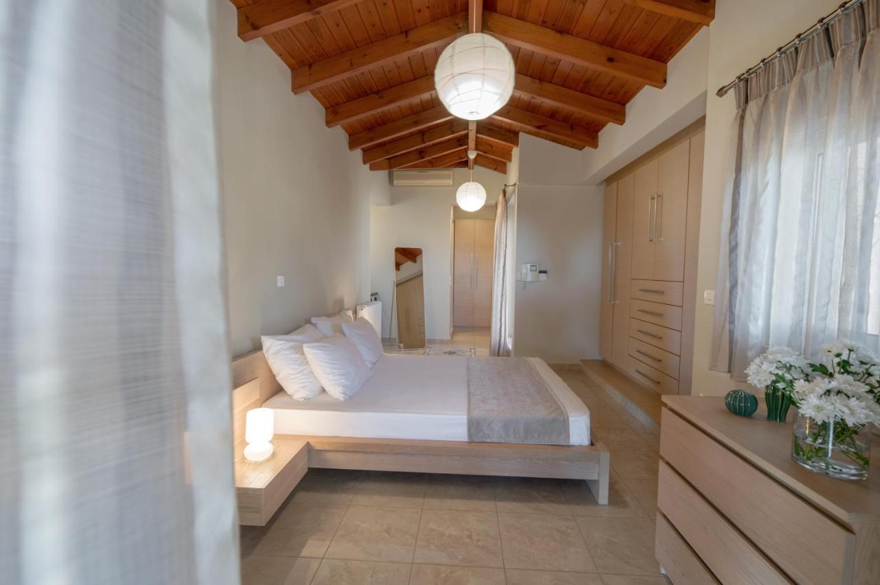 Lagonisi Luxurious Residence Ruby'S Pool Villa Esterno foto